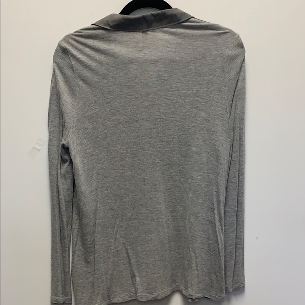 Hem & Thread Two Tone Button Down Grey Blouse - image 5